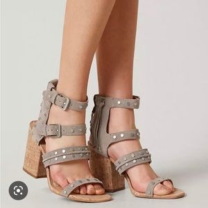 Women’s Dolce Vita Effie heeled sandals